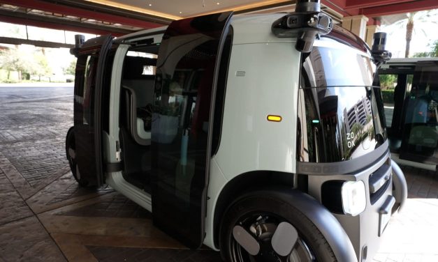 Last Week in AI #322 – Robotaxi progress, OpenAI Business, Gemini in Chrome