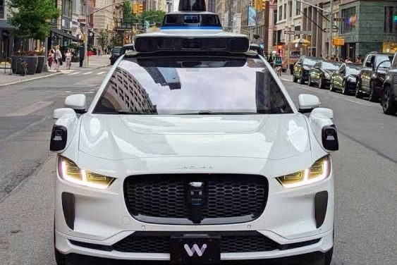 Visions of AI: An Inflection Point in Robotaxis in 2027